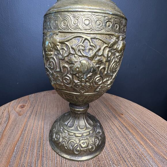 Antique French Cast Iron Pitcher Statue Jug Grape Vines Bacchus Amphora URN - Picture 9 of 12